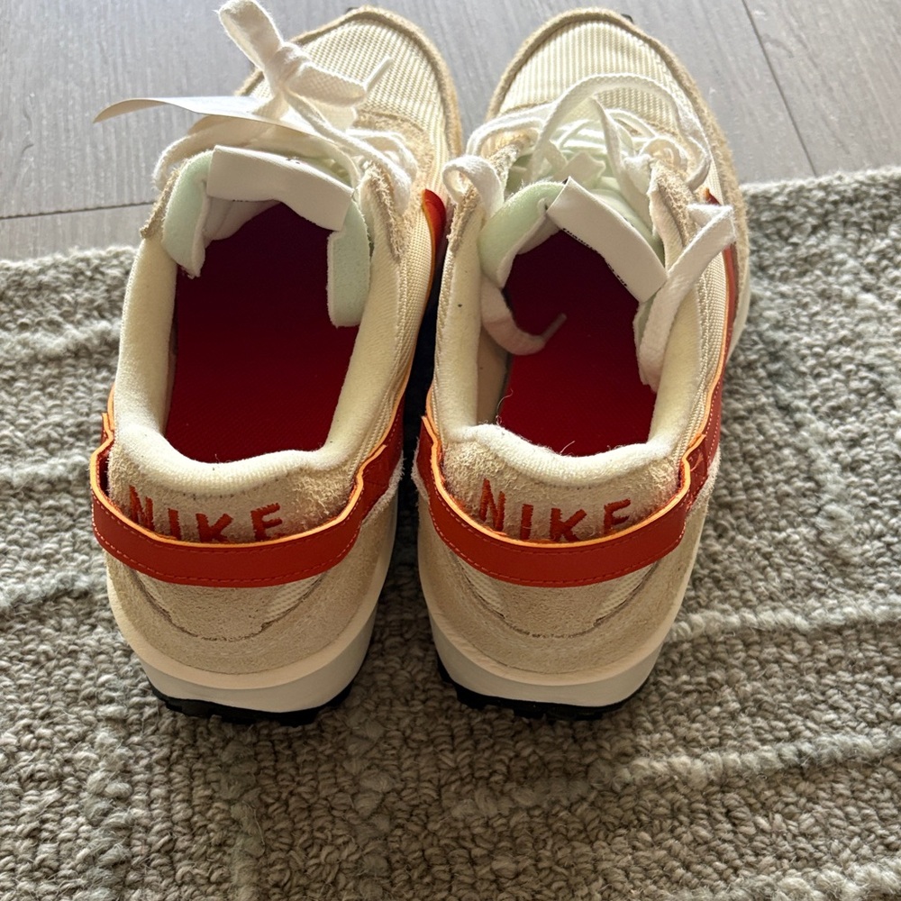Women’s Nike Waffle Debut Vintage Sneakers NWT - Picture 5 of 5